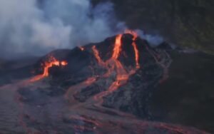 Dronebeelden vulkaan IJsland